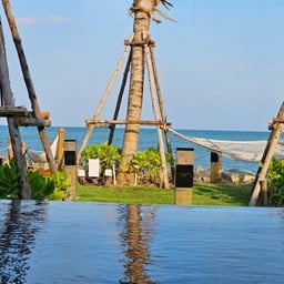 Amore'pool Villa ปึกเตียน