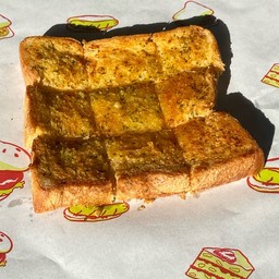 ขนมปังกระเทียม