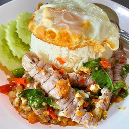 ข้าวกระเพรากั้งไข่ปู+ไข่ดาว