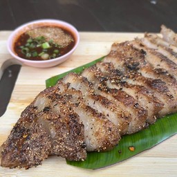 คอหมูคลุกฝุ่น