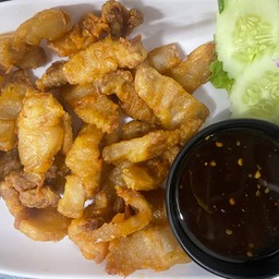 สามชั้นทอดน้ำปลา(กับข้าว)