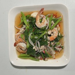 คะน้ากุ้งสด-ยำ