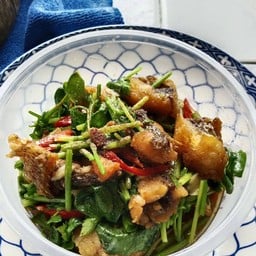 ปลานิลผัดขึ้นช่าย