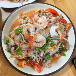 ยำวุ้นเส้นรวมมิตร