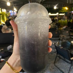 บลูเบอรี่โซดา