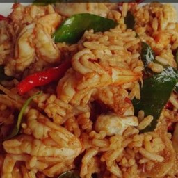ข้าวผัดต้มยำ ทะเล