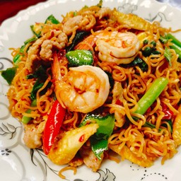 มาม่าผัดขี้เมา