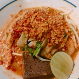 ก๋วยเตี๋ยวเป็ดน้ำต้มยำ