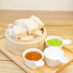 ปังนึ่งซอสนมฮอกไกโด