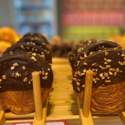 ช็อคบราว์นคาชิวนัท