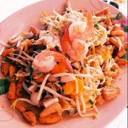 (ไม่ใส่ผัก)ผัดไทยกุ้งสดเส้นจันท์