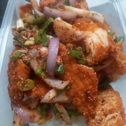 ข้าวยำไก่แซ่บ