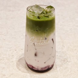 Ice Blueberry Butterfly Pea Matcha Latte.