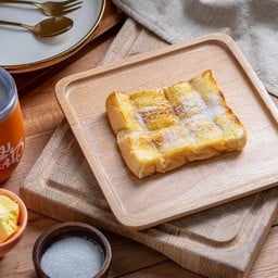 ปังแผ่น-เนยน้ำตาล