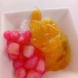 ทับทิมกรอบและมะม่วงเชื่อม