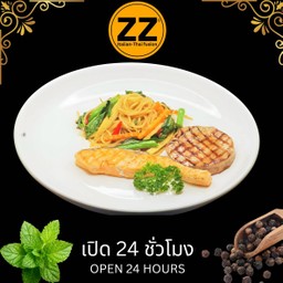 2708 บอสตันพอร์ค+เซลมอนย่างทานกับสปาเก็ตตี้ขี้เมา
