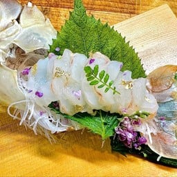 กั้งกระดานซาชิมิ