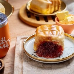 ปังก้อนไส้ล้น-สตอเบอรี่-นม