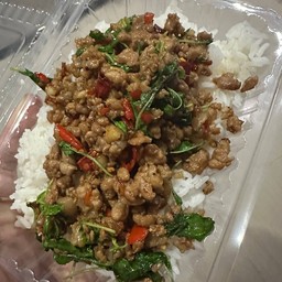 ข้่าวกระเพราหมูสับ