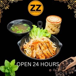 3900 ส้มตำไก่ย่างพร้อมข้าวเหนียวและน้ำซุป