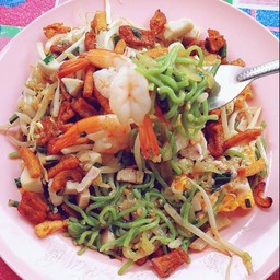 (ไม่ใส่ผัก)ผัดไทยกุ้งสดเส้นหมี่หยก