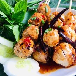 ลูกชิ้นหมูปิ้ง