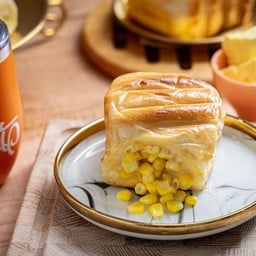 ปังก้อนไส้ล้น-ครีมข้าวโพด