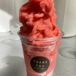 สตอเบอรี่สมูทตี้