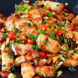 ข้าว-หมูคั่วพริกเกลือ
