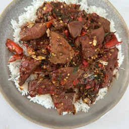 กะเพราตับหมูราดข้าว