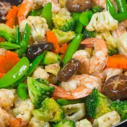 ผัดผักรวมกุ้ง หมู