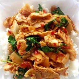 คุณนายไข่เจียว
