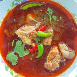 แกงอ่อมกระดูกอ่อนหมู