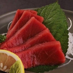 ชูโทโระ Akami