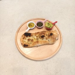 Focaccia & dips