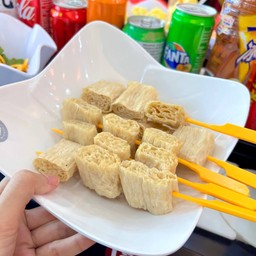 ฟองเต้าหู้ก้อน