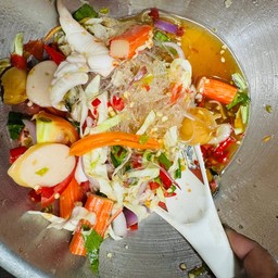 ยำวุ้นเส้น