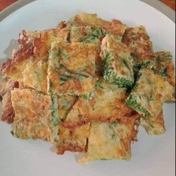 ข้าวน้ำพริกกระปิชะอมทอด