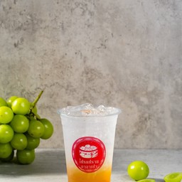 องุ่นไซมัสคัส โซดา