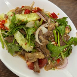 ยำเนื้อย่าง