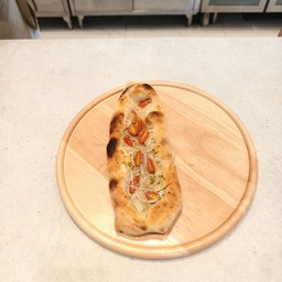 Onion and cherry foccacia