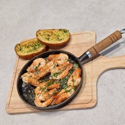 Butter garlic shrimps