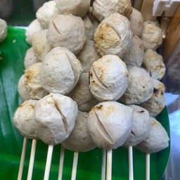 ลูกชิ้นหมู