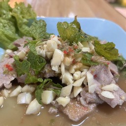 หมู  มะนาว