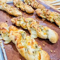 การิคชีส นัท