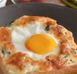 ปังชีสไข่เยิ้ม