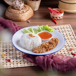 ข้าวหมูก้อนทอด