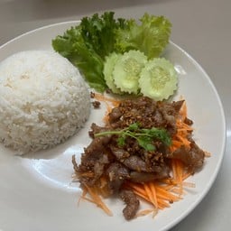 ข้าวราด ทอดกระเทียม
