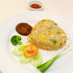 ข้าวผัดธัญพืช