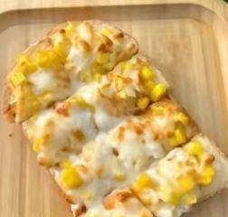 ปังข้าวโพดชีส